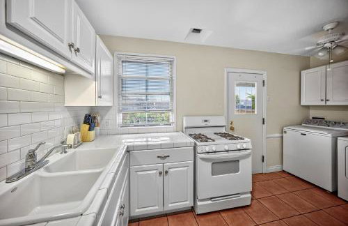 Cozy 2B1B 7 min to LAX- next to LMU, SoFi, and Beach - Foto 9