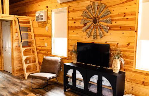 Glendive Tiny Modern Cabin 1 Mile from Makoshika Park - Foto 4