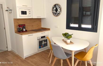 APARTAHOTEL MADRID URBAN SUITES - EDIFICIO EXCLUSIVO- 7 Apartments Boutique Full Equiped - Foto 17