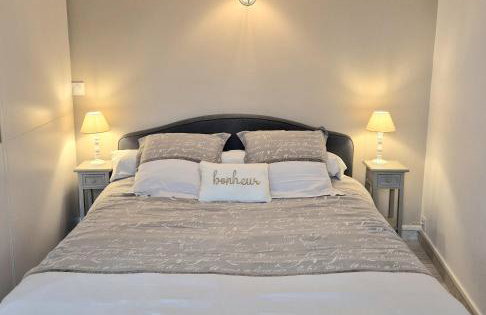 Le Cocon des Lumières Centre Chartres Parking - Foto 6