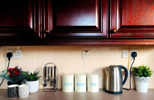 33SM Dreams Unlimited Serviced Accommodation- Staines - Heathrow - Foto 34