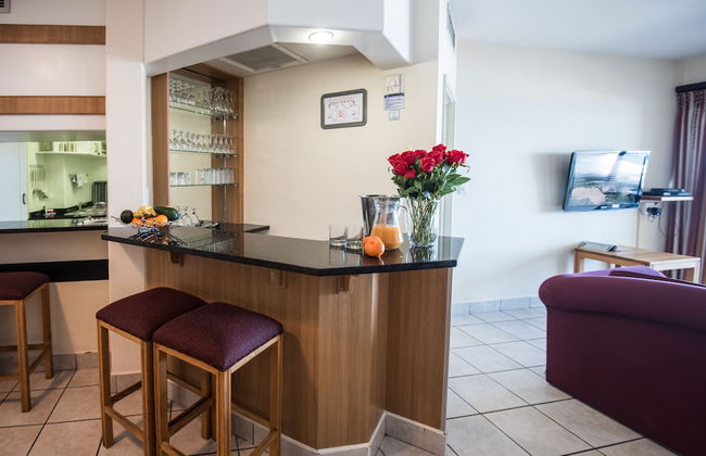 First Group Margate Sands - Photo 18