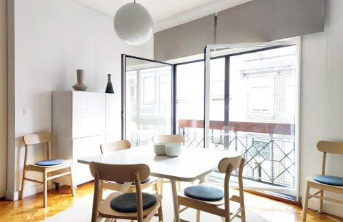 E36 - AC & Parking - Bright & Spacious Apartment - Foto 28