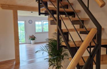 FeWo1 neuwertige, große 110qm FeWo über zwei Etagen mit Balkon im Außenbereich - Foto 16