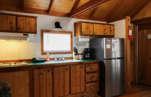 Lakeview Cedar Cabin - The Birds Nest - 1 - Foto 24