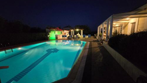 Elia Apartment Garden Oasis With Pool Astros - Photo 1, sunbed