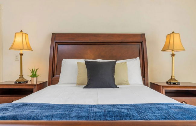 NEW Premium Luxury 2BR 3BA Pool House - Foto 7