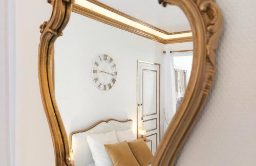 Le Petit Versailles - Face gare - Wifi - Baignoire - Foto 14