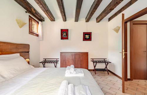 Murano Glass Residence - Photo 7