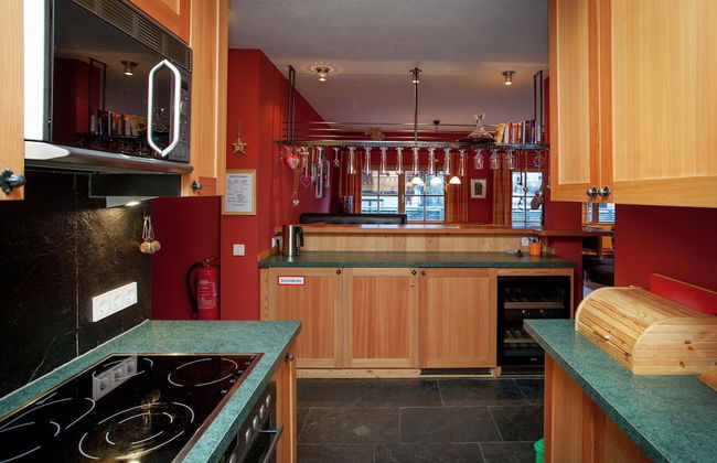 Posh Mansion in Sankt with 2 Saunas, Whirlpool, Hot Tub - Foto 14