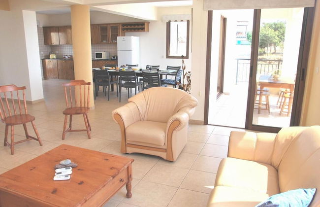 Villa Serena in Pomos - Foto 7