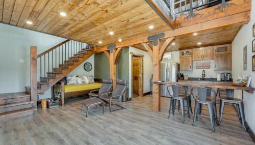 Riverside Galena Hideaway with Grills and Picnic Area - Foto 2