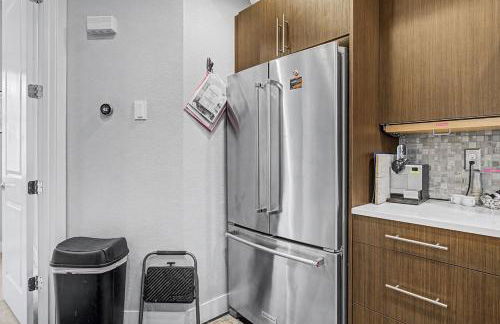 Spacious Denver Home with Private Rooftop Spa - Photo 42