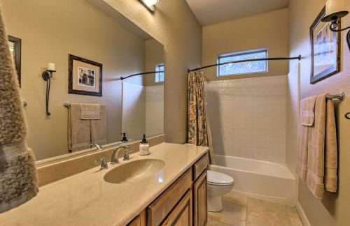 Heated Pool and Putting Green Luxe Gilbert Home - Photo 17