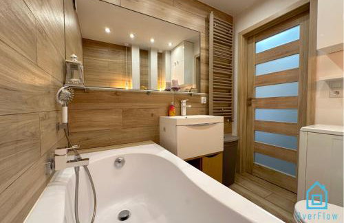 Postcard Apartment Scenic Escape 10 Minutes to Gdańsk Old Town and Seaside - Foto 25