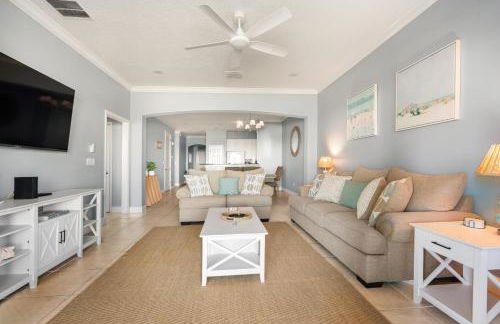 Oceanfront Condo with Resort Pools - Foto 11