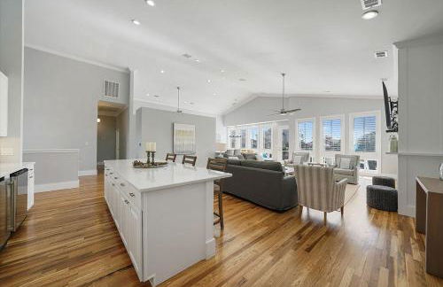 Coral Shores - Huge Beach House with an Ocean View & Private Covered Pool - Foto 7