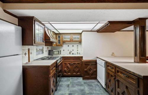 Unique Estate 5 Bedrooms Fire Pit Sleeps 10 - Foto 71