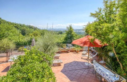 Beautiful Apartment In Casteldimezzo - Foto 7