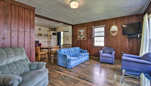 Pet-Friendly Beachfront Dent Cabin with Grill! - Foto 5