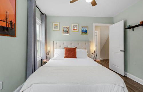 Beautifully Renovated 6BR 2BA 2 Blocks to Beach - Foto 43