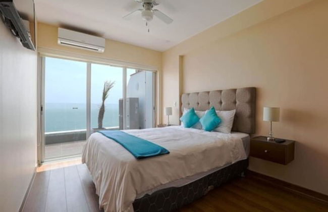 Luxury Penthouse with Stunning 180° Sea View - Foto 2