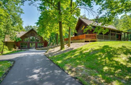 Family Home with Indoor Pool about 2 Mi to Elkhart Lake! - Foto 39