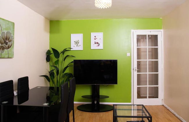 Inviting 1-bed Apartment in London, Near Hotsput - Foto 10