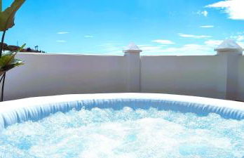 Casa Lidia, bonito y cómodo ático con rooftop privado, impresionantes vistas mar, montaña y jacuzzi - Foto 24