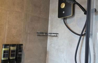 Deluxe 2BR Apartment Near City Center - Sleeps 6 - Foto 52