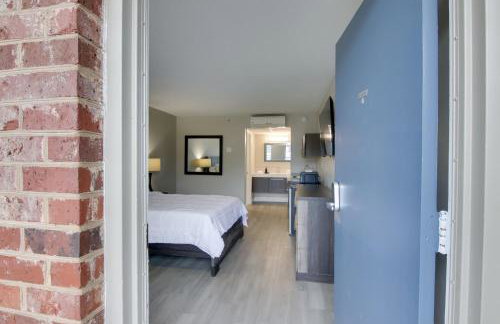 Near Hospitals and Dwtn Stylish Charlotte Studio - Foto 17