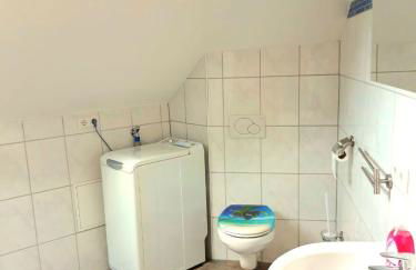 Seyfarthrooms - Großröhrsdorf 2 - zentrale Lage, stilvolle Einrichtung, Blick in den Garten - Foto 5