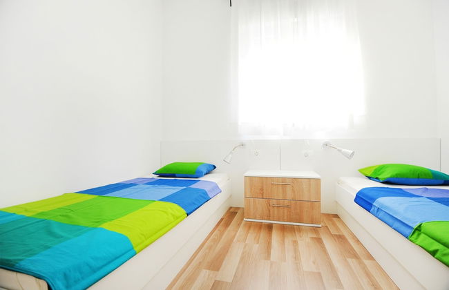 Apartments Hills - Photo 28