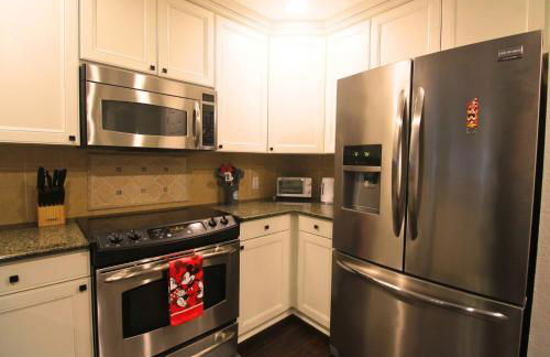 Luxurious 3-Bedroom Condo in Reunion Resort - Foto 5