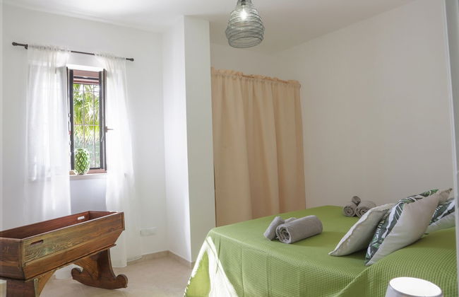 TD Trulli Saveni Trulli with Pool Near the Centre - Foto 8