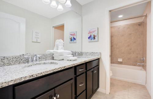 Large Themed Pool Home at Windsor at Westside - Photo 38