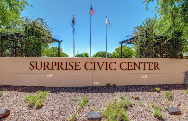 Spacious Oasis Spring Training Pool Tennis - Photo 43