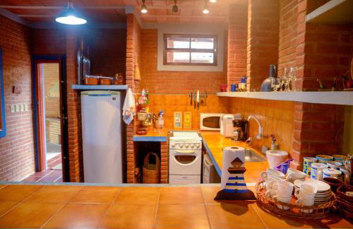 Otima casa c Wi Fi 8 min da praia Barequecaba SP - Foto 4