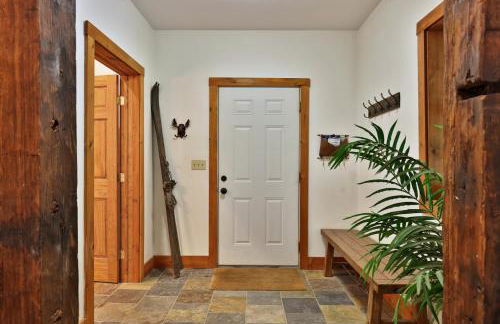 Spacious Vermont Mountain Retreat - 4BR,4BA - Near Skiing & Hiking - Perfect for Groups - Foto 19