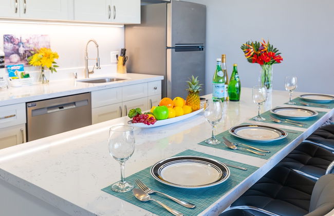 Diamond Head and Ocean views with King Bed and Parking - Foto 39