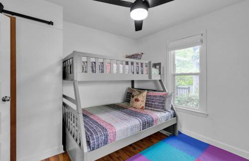 Relax and Unwind in the Heart of Fayetteville home - Foto 15