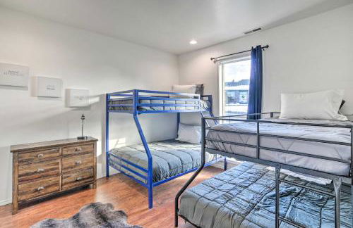 Alluring Home with Fire Pit Less Than half Mi to OIT! - Foto 20