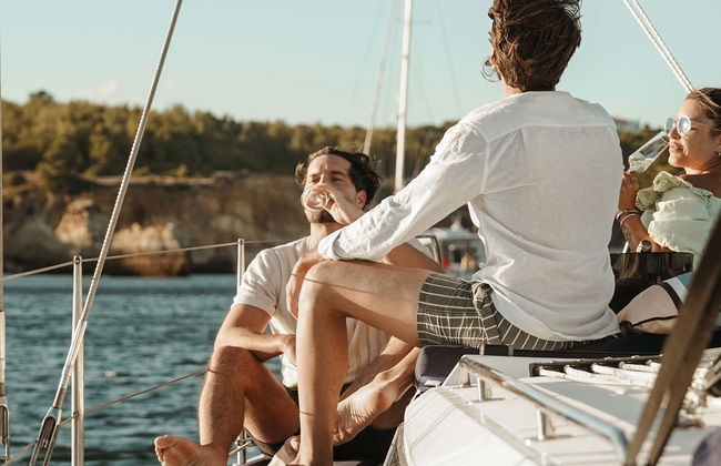 Paseo en velero por Portimão - Foto 1