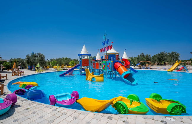 SİMLARDA AQUAPARK OTEL - Photo 1