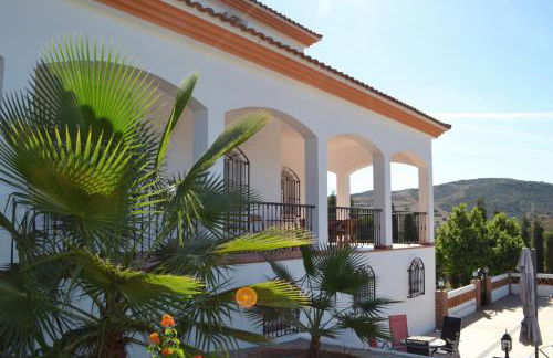 Spacious Villa with Exceptional Views in Malaga - Foto 5