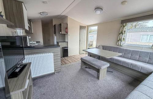 Lovely Caravan With Side Decking At Carlton Meres Holiday Park Ref 60038O - Foto 19