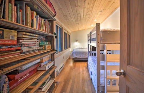 Idyllic Northport Cottage, Walk to Lakeside! - Foto 27