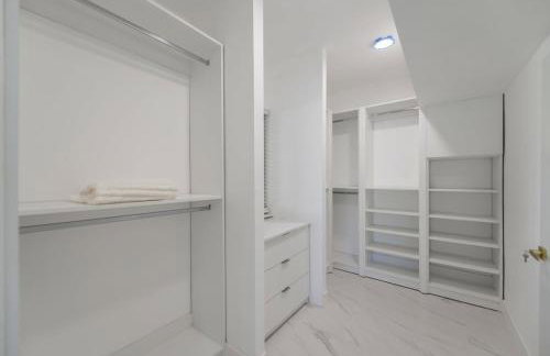 4BR North Miami Villa with Pool Patio Ping Pong - Foto 16