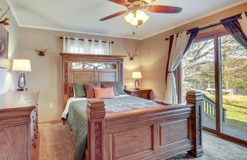 Pet-Friendly Tomahawk Home Deck and Private Hot Tub - Foto 14