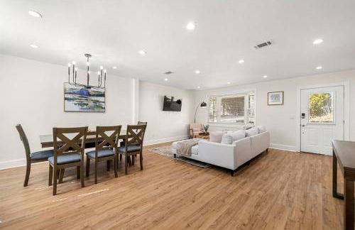 Beautifully Modern Newly-Renovated Cottage in Norcross - Foto 19